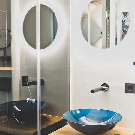 Blaue Rose -digital Check In- Hotel Feldkirch