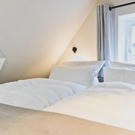 Blaue Rose -digital Check In- Hotel