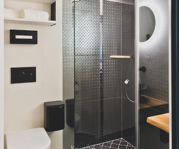 Blaue Rose -digital Check In- Hotel