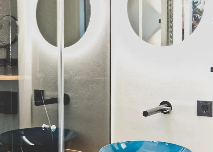 Blaue Rose -digital Check In- Hotel Feldkirch